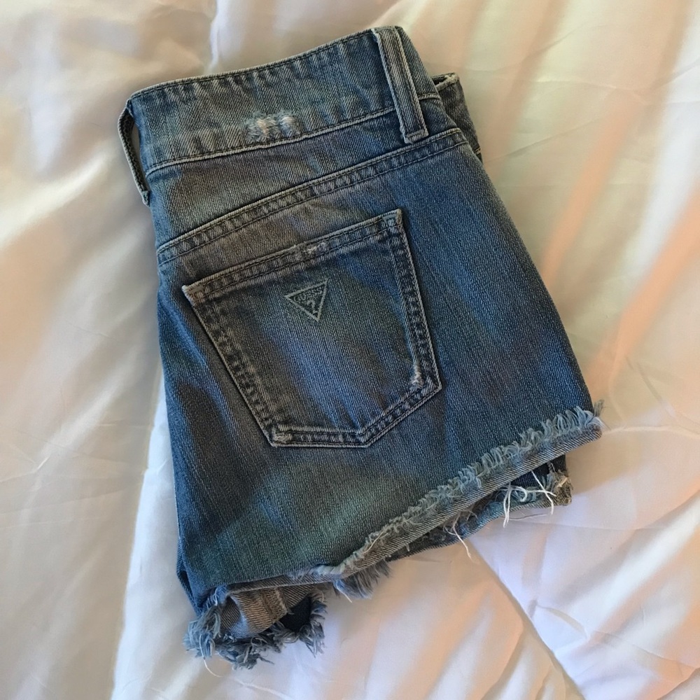 GUESS 🖤 denim short - Picture 2 of 4